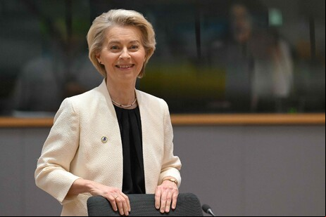Von der Leyen convenceu Trump a adiar início das tarifas contra UE