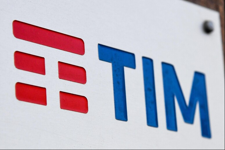 Tim di slancio in Borsa, +3% nel giorno dell 'assemblea - TODOS OS DIREITOS RESERVADOS