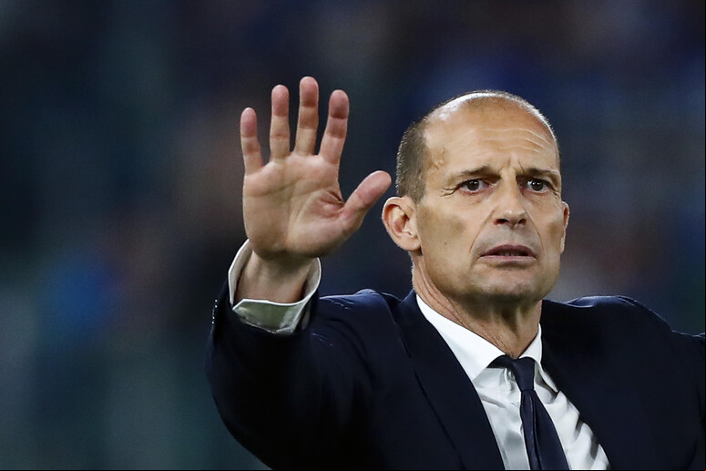 Allegri está desempregado desde demissão da Juventus - TODOS OS DIREITOS RESERVADOS