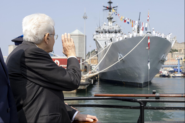 Mattarella recebe Amerigo Vespucci em Gênova - TODOS OS DIREITOS RESERVADOS